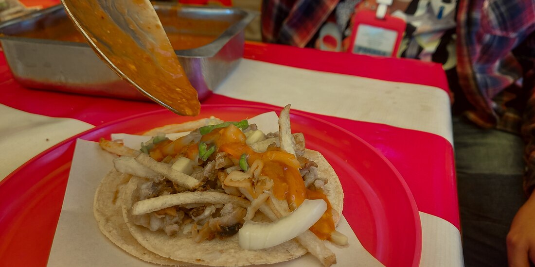 Salsa de tacos contaminada con bacterias fecales