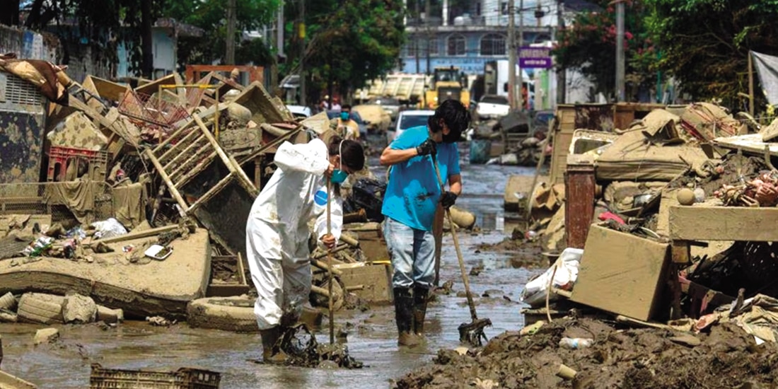 Miembros de Unicef apoyan labores de rehabilitación en los estados de La Huasteca afectados por las lluvias.