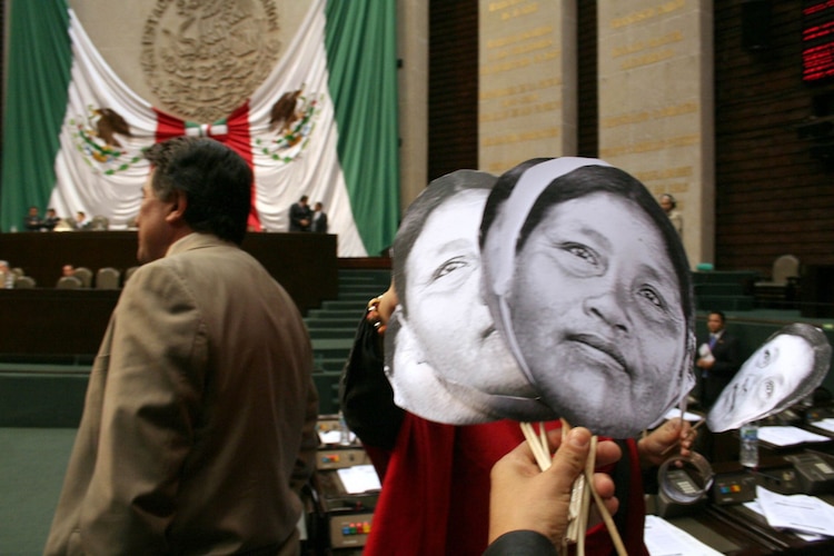 Diputados protestan en el año 2007 por asesinato de Ernestina Asencio