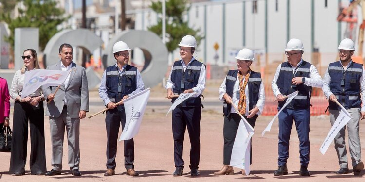 Durango consolida su desarrollo económico y continúa con la atracción de empresas que benefician a los duranguenses, afirmó el gobernador Esteban Villegas.