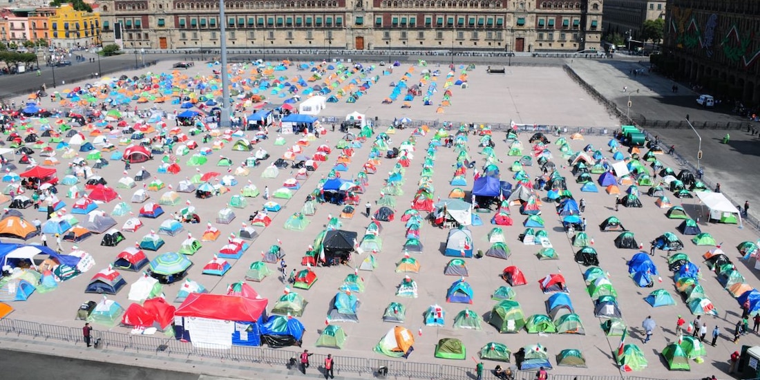 Campamento ampliado de FRENA en el Zócalo