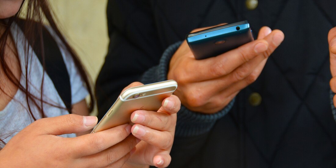 Usuarios de telefonías recibieron mensajes de texto del Gobierno de la CDMX para rastrear casos de COVID-19.