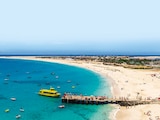 CABO VERDE se ubica frente a las costas de África occidental