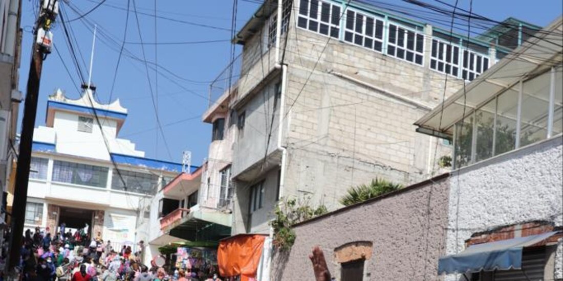 Elementos de seguridad resguardarán regreso a clases en Huixquilucan.