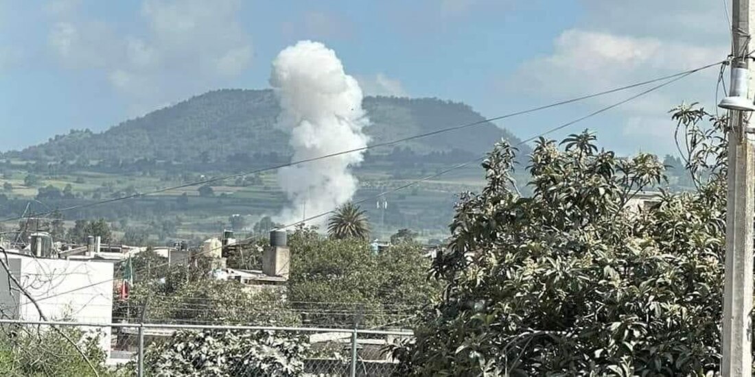 Explosión de taller ilegal de pirotecnia deja 1 muerto y 2 heridos en Ozumba, Edomex.