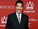 Lionel Richie es hospitalizado de nuevo