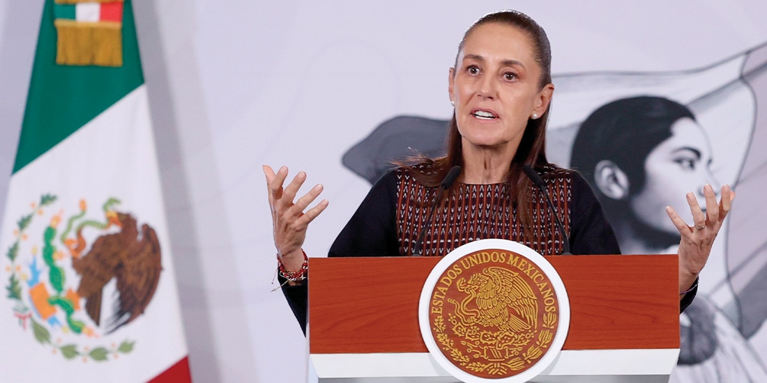 LA JEFA del Ejecutivo, ayer, en conferencia de prensa.