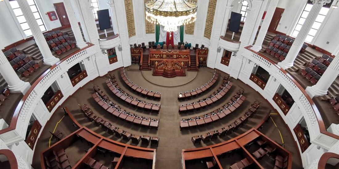 Congreso de la CDMX, vacío.