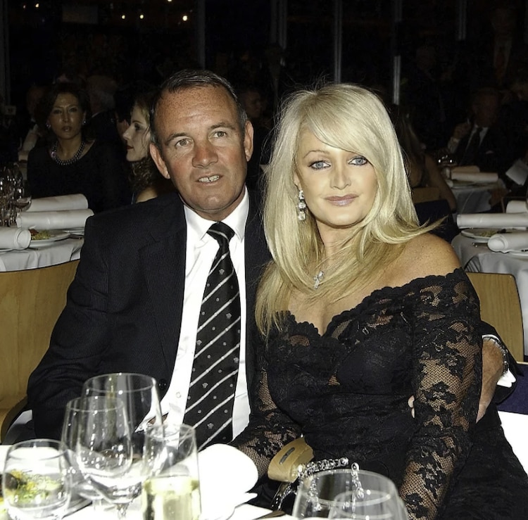 Robert Sullivan y la cantante Bonnie Tyler