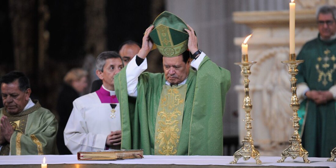 El exarzobispo primado de México se mantiene hospitalizado desde el 16 de enero pasado a consecuencia del contagio por COVID-19.