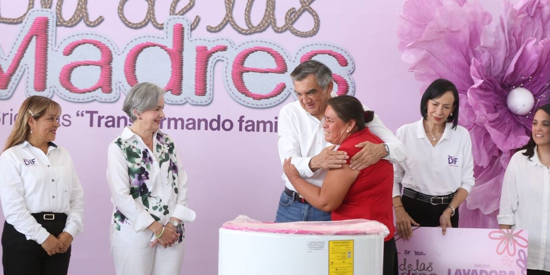 Américo Villarreal entrega apoyos para mejoramiento de vivienda a familias de Jaumave