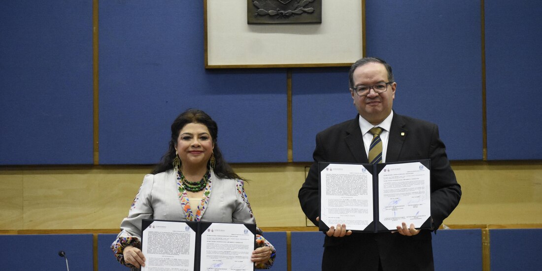 La Jefa de Gobierno, Clara Brugada durante la firma del convenio