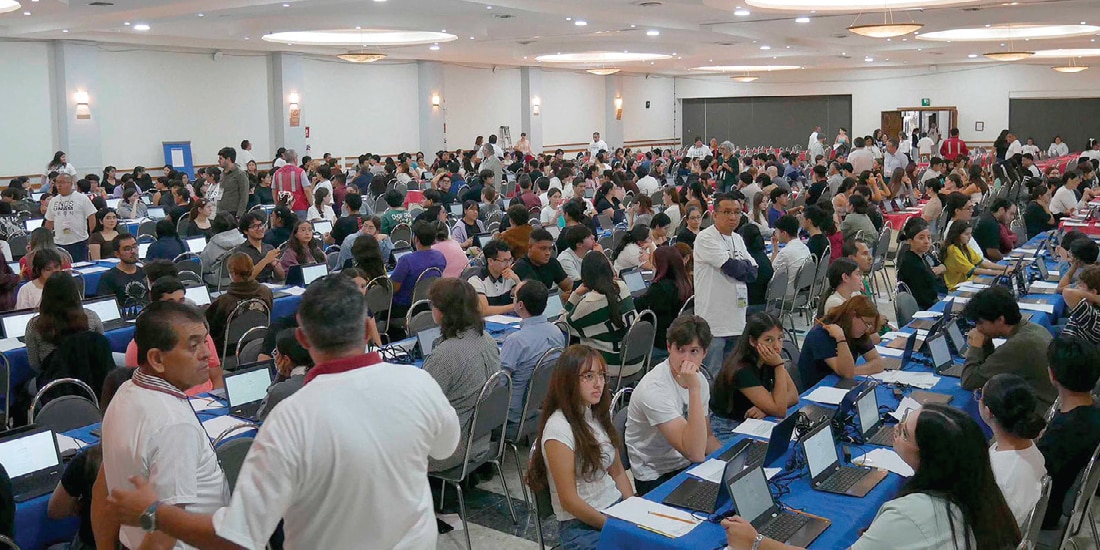 EN LAS SEDES de León y Oaxaca, ayer concluyó la aplicación del Examen de Control Presencial para ingresar a la licenciatura de la máxima casa de estudios