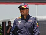 Checo Pérez desea que su renovación con Red Bull sea por más de una temporada.