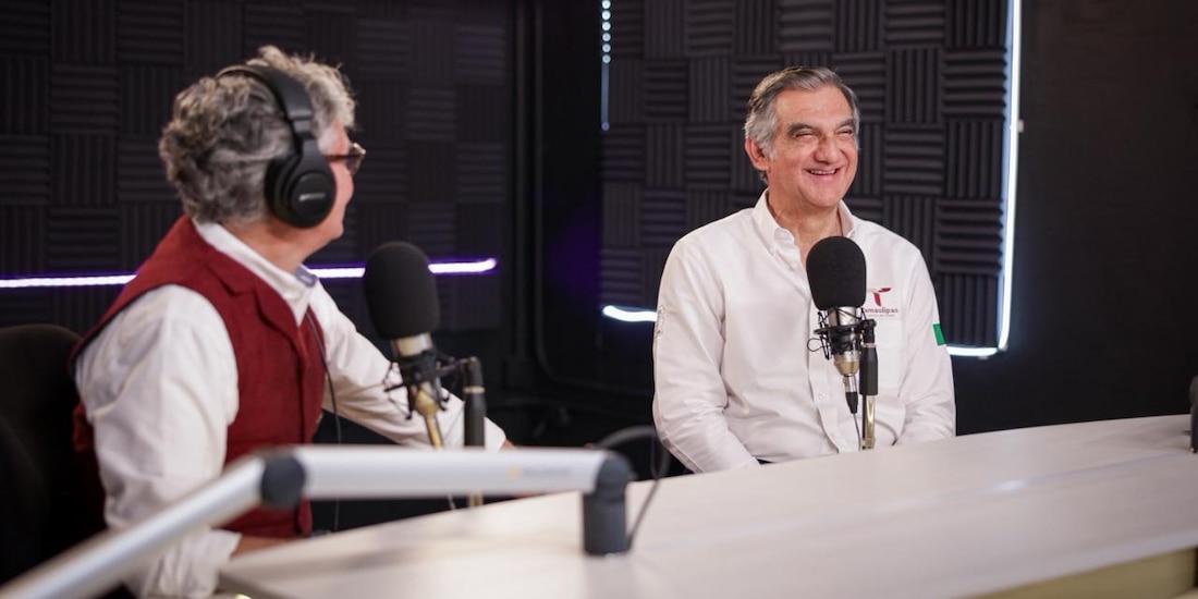 El gobernador Américo Villarreal Anaya, durante el programa "Diálogos con Américo".