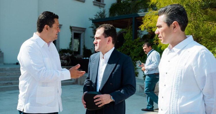 Gobernador de Guanajuato y el Secretario de Hacienda