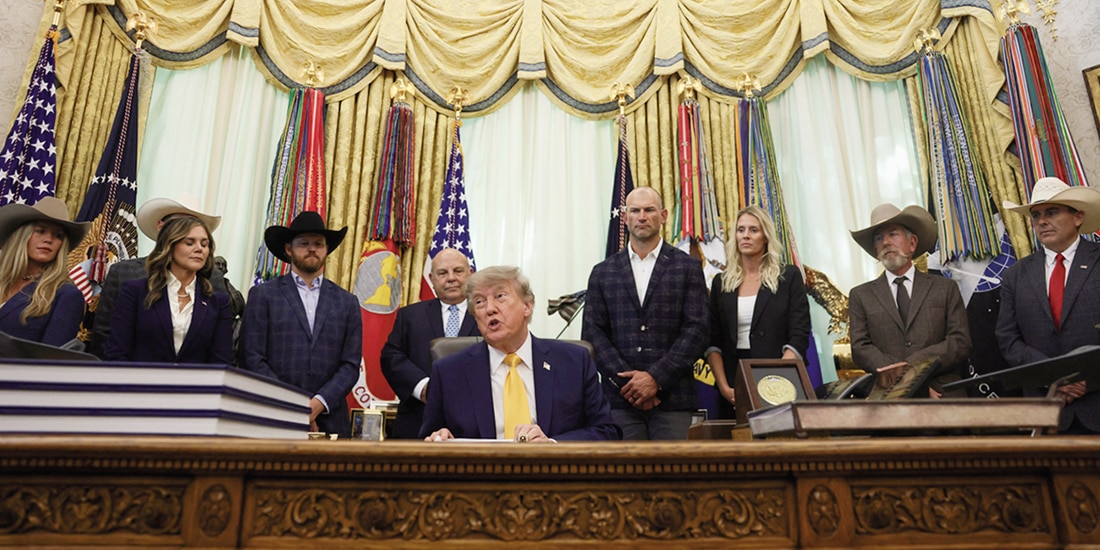 El presidente estadounidense responde a la prensa, ayer, en la Casa Blanca.