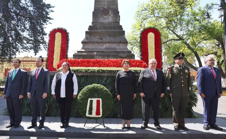 Conmemoración 200 años de la fundación del Estado de México