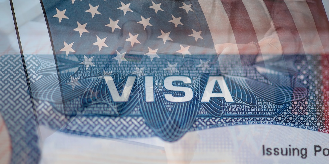 EU revoca visa a 100 mil, varios de ellos, morenistas