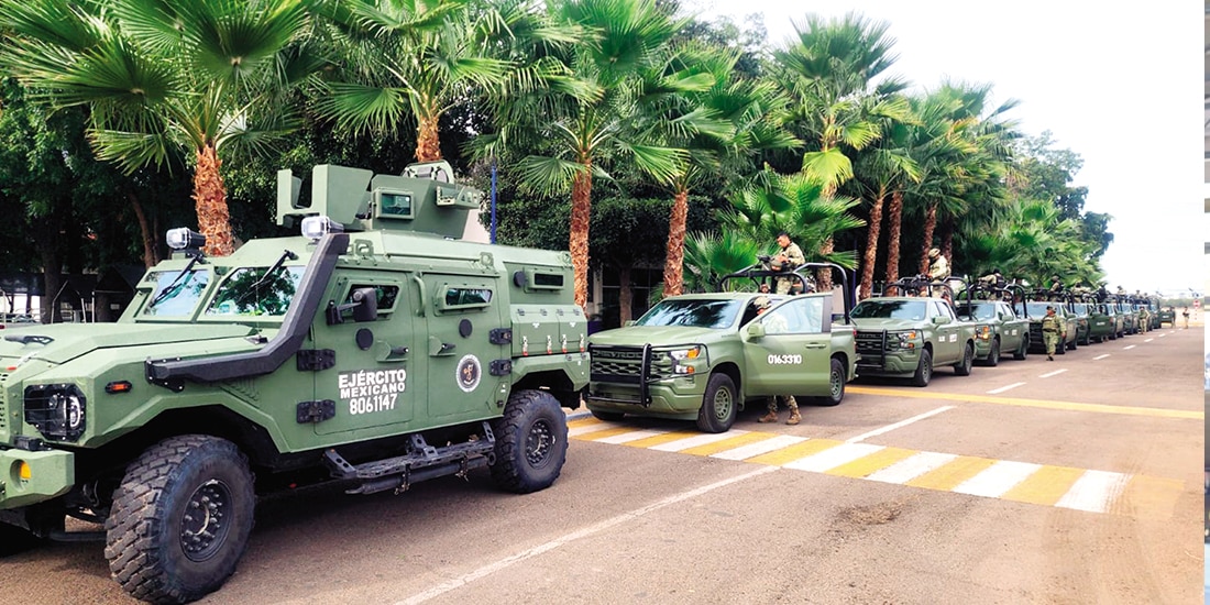 LLEGADA de uno de los contingentes castrenses, ayer, a Sinaloa.