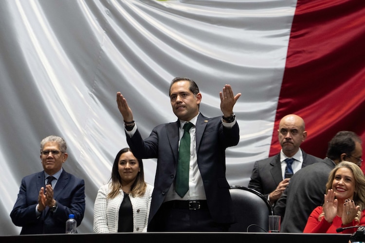 Raúl Bolaños Cacho Cué, diputado del PVEM, fue elegido como presidente de la Mesa Directiva de la Cámara de Diputados