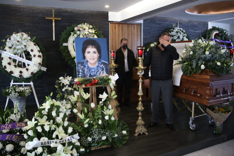 El velorio de Carmen Salinas