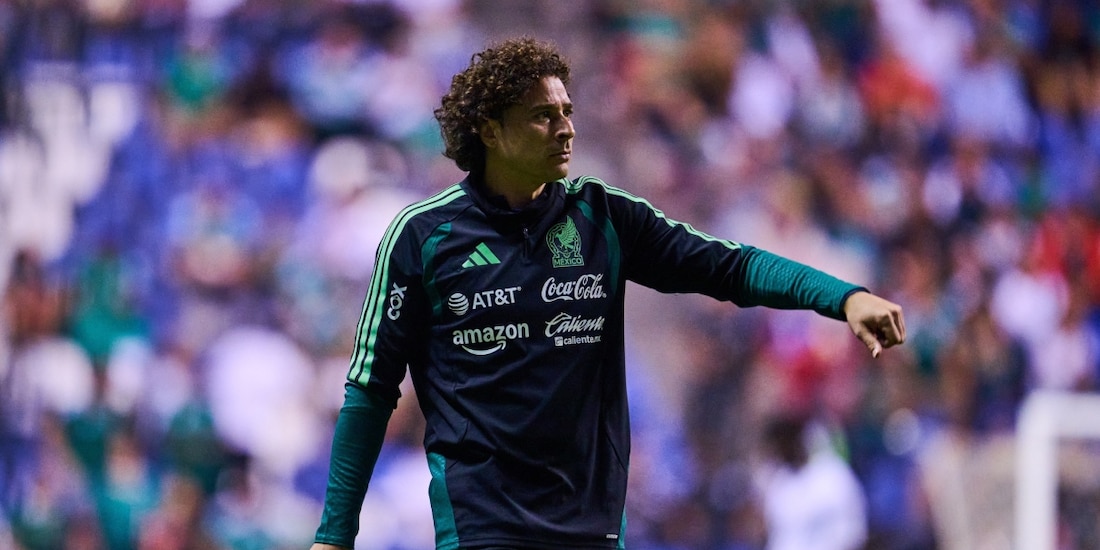 Guillermo Ochoa en un partido de la Selección Mexicana ates del Mundial 2026