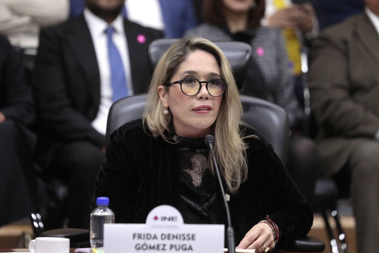 La consejera electoral del INE, Frida Gómez Puga.