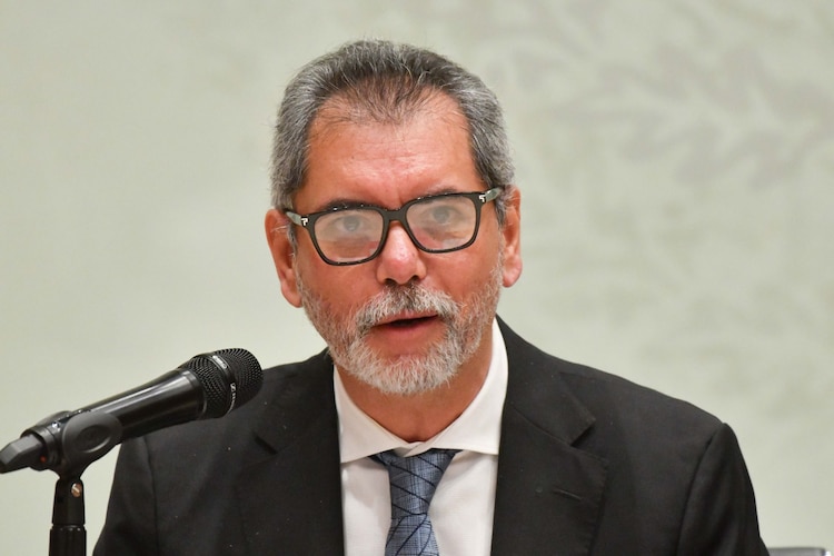 El secretario de Hacienda, Édgar Amador Zamora, en conferencia de prensa el 9 de septiembre de 2026.