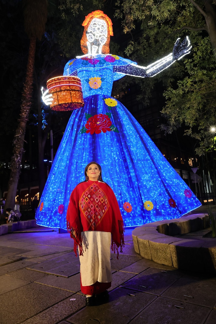 Ciudad de México ofrece un espectáculo de luz, color y cultura con la exposición "Solo la Luz