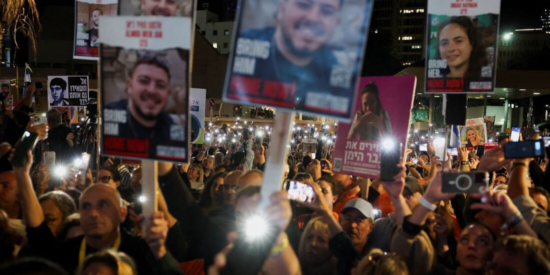 Protestan en Tel Aviv por rehenes secuestrados por Hamas.