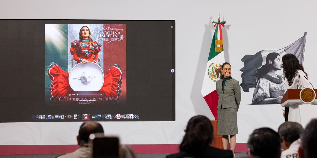 Claudia Sheinbaum y la Secretaria de Cultura en Palacio Nacional.