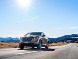 Nissan Ariya se somete a pruebas en diversas locaciones para demostrar las capacidades de rendimiento del vehículo.