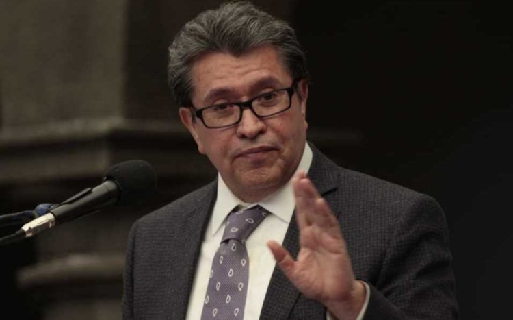 Ricardo Monreal negó conocer el dictamen del proceso de desafuero.