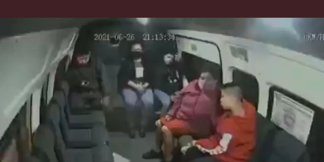 Asalto a combi en Estado de México