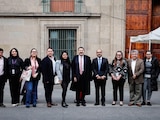 Claudia Sheinbaum y Martí Batres revisan en Palacio Nacional necesidades del ISSSTE.