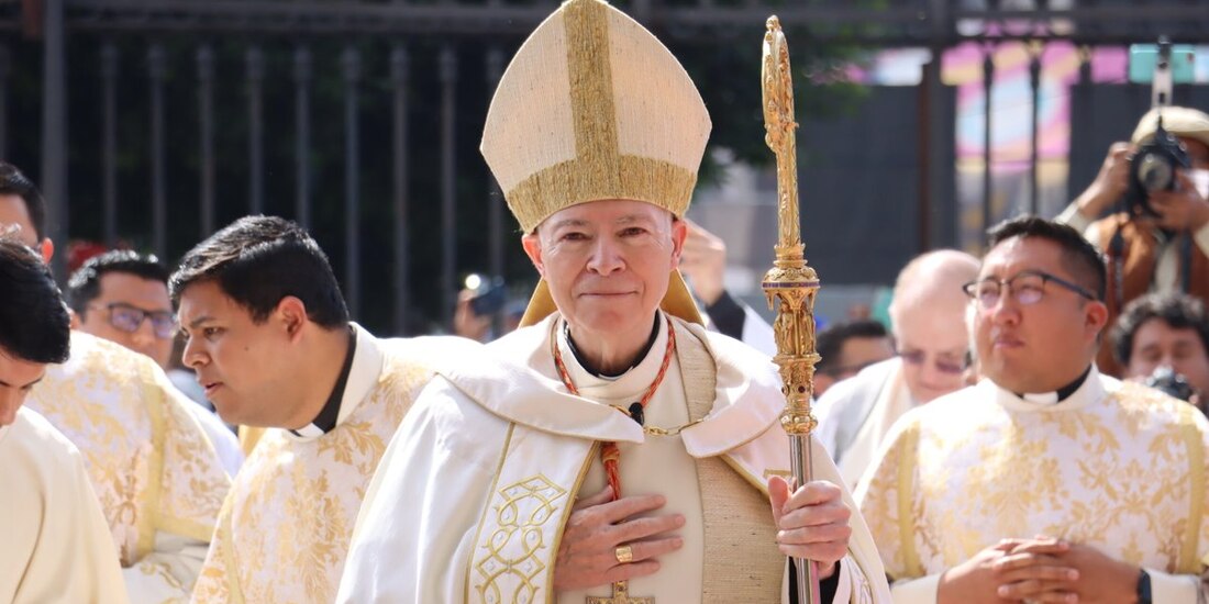 El arzobispo Carlos Aguiar, en la Basílica de Guadalupe, el 29 de diciembre.