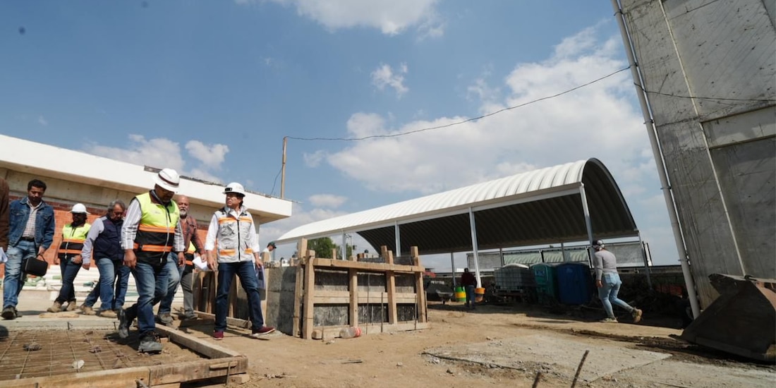 Recorrido del titular de Educación Pública.