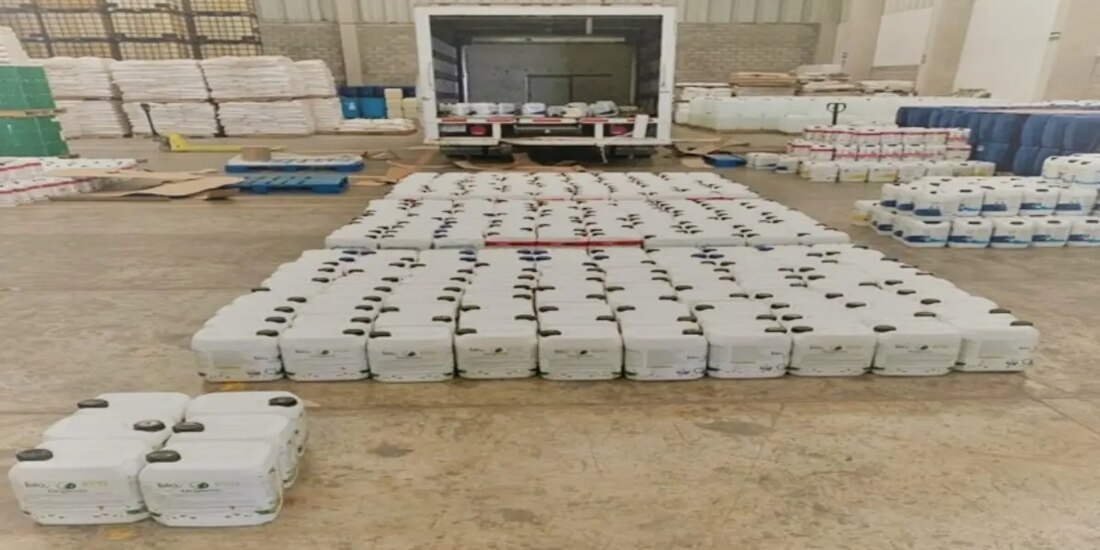 Autoridades federales también aseguraron 67 mil 942 litros de otras sustancias químicas, el 4 de julio.