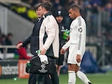 Kylian Mbappé sale lesionado en el partido del Real Madrid vs Atalanta, por la Champions