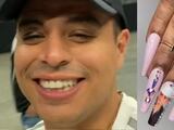 Fan inmortaliza la cara de Eduin Caz en sus UÑAS estilo Niurka (VIDEO)
