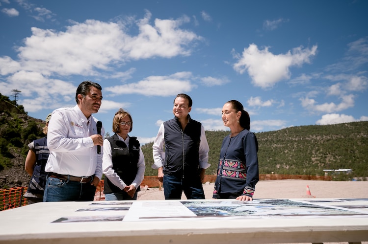 La presidenta Claudia Sheinbaum y el gobernador Esteban Villegas hicieron un llamado a la unidad nacional.