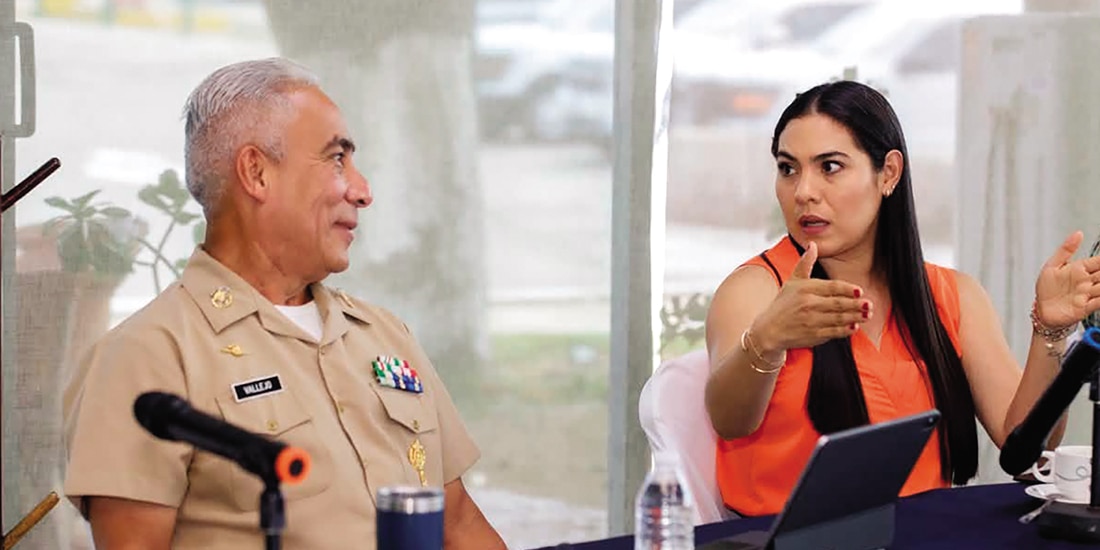 LA MANDATARIA, ayer, al encabezar la reunión de la Mesa de la Coordinación Estatal para la Construcción de Paz y Seguridad.
