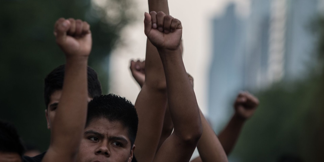Aspecto de una marcha de comunidades indígenas en CDMX.
