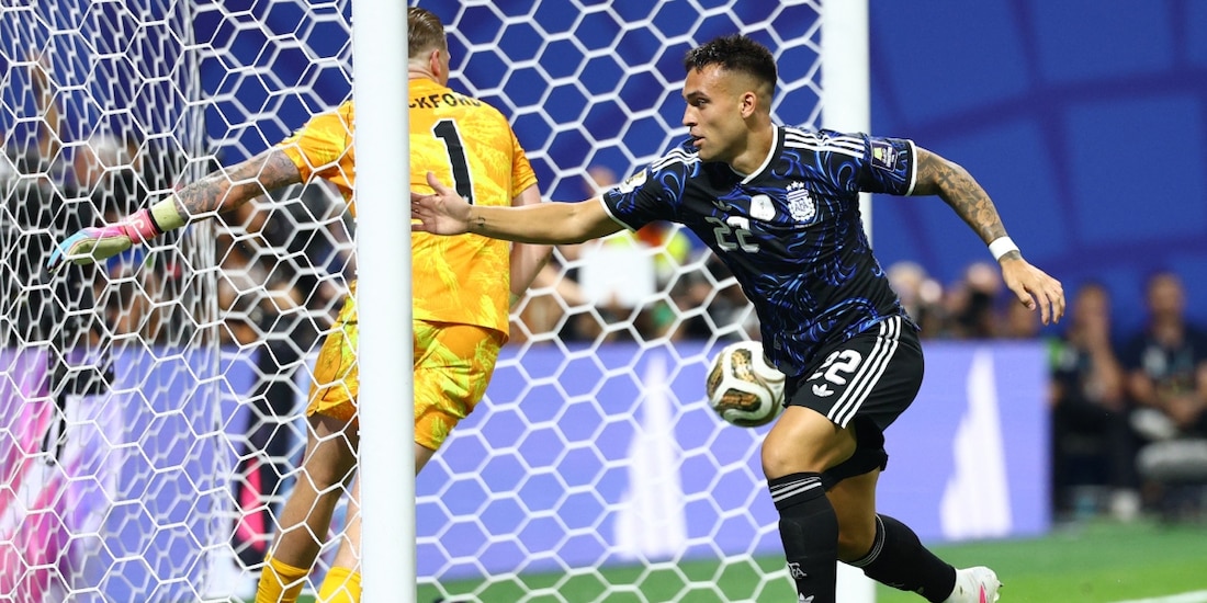 Lautaro Martínez celebra su gol ante Inglaterra en el Mundial 2026