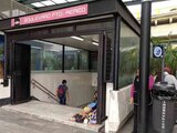 Una de las entradas a la estación de Boulevard Puerto Aéreo, de la Línea 1.