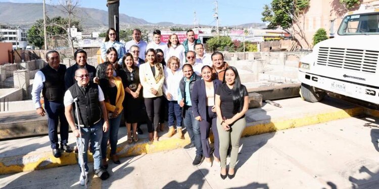 La mandataria estatal dijo que la nueva Biblioteca será una obra sin lujos, ni excesos.