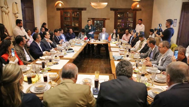 La delegación diplomática liderada por el embajador de China, Chen Daojiang, recorrió recintos estratégicos en territorio michoacano.