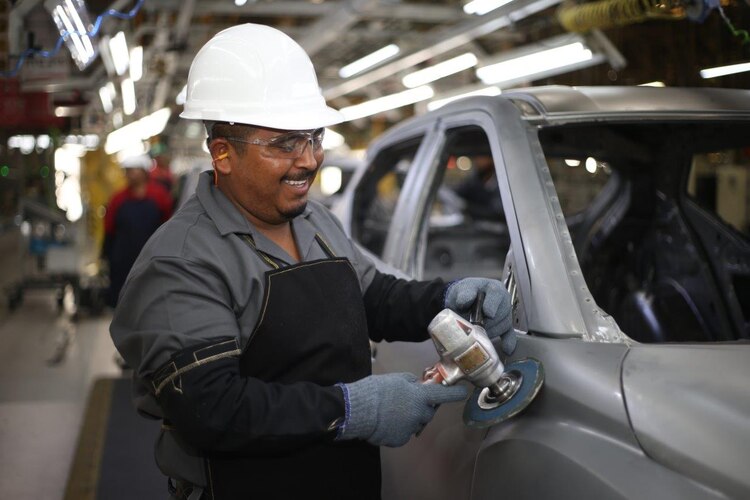 En Nissan CIVAC se producen modelos icónicos como las pick-ups: Nissan Frontier y Nissan NP300, y ahora, el referente absoluto del mercado, Nissan Versa.