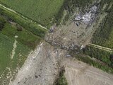 Avión de carga ucraniano que transportaba armamento con destino a Bangladesh se estrelló al noreste de Grecia el sábado; hay 8 muertos.